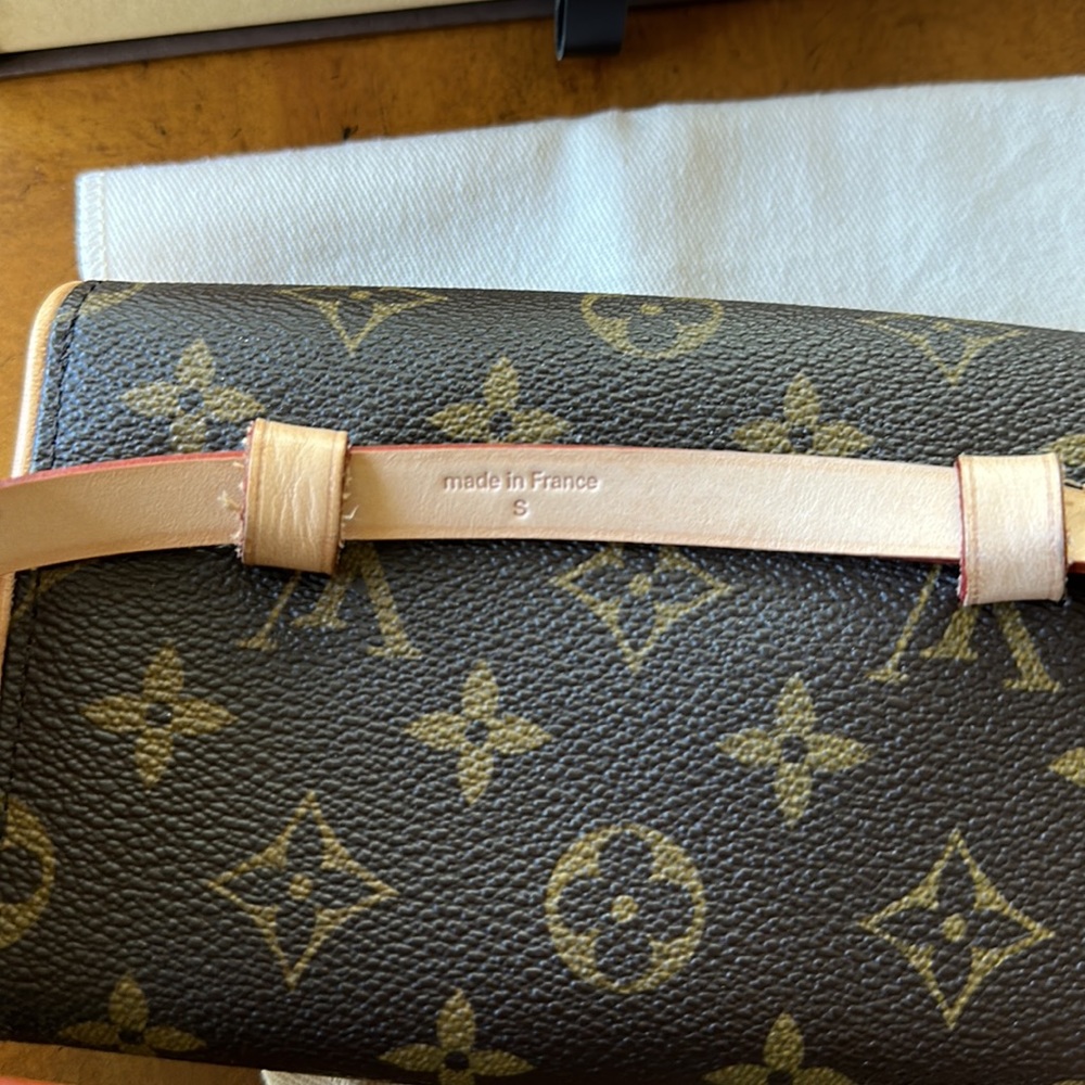 Genuine Louis Vuitton Florentine waist pouch or bumbag - Picture 8 of 13